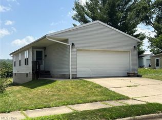991 Nevin St, Akron, OH 44310
