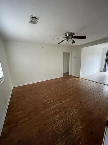 4264 Oxford Ave #4 Photo 1