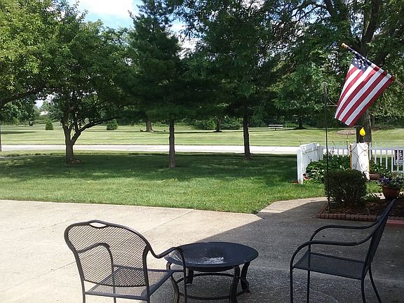 4th image of 8890 Holly Ln #61