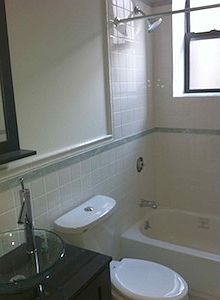 2nd image of 76 Saint Nicholas Pl APT 34