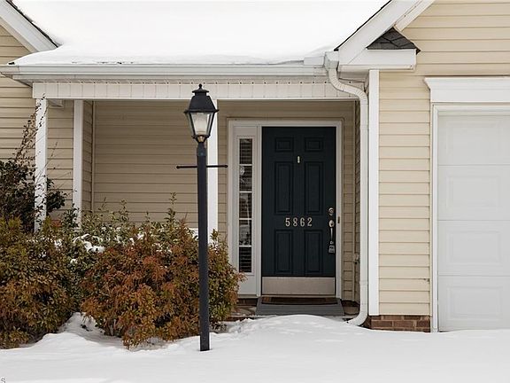 4th image of 5862 Sunny Ridge Trl