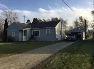 103 2nd St SW, Clarks Grove, MN 56016