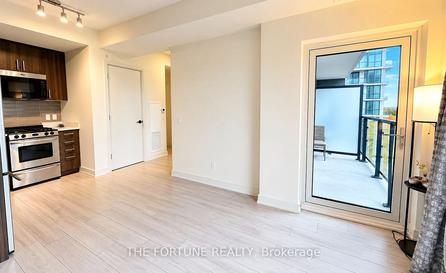 2 bed, $2,200 — Photo 3