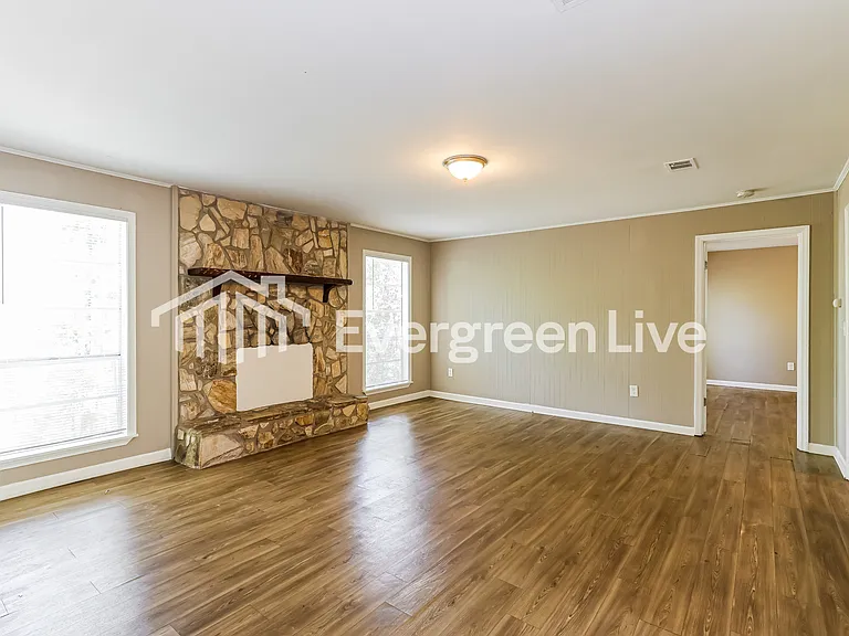 3711 Woodlake Rd — Photo 3