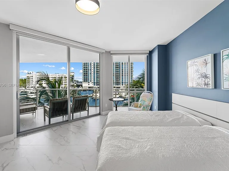 17111 Biscayne Blvd #307 — Photo 16