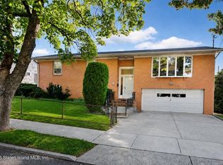 50 Jerome Rd, Staten Island, NY 10305