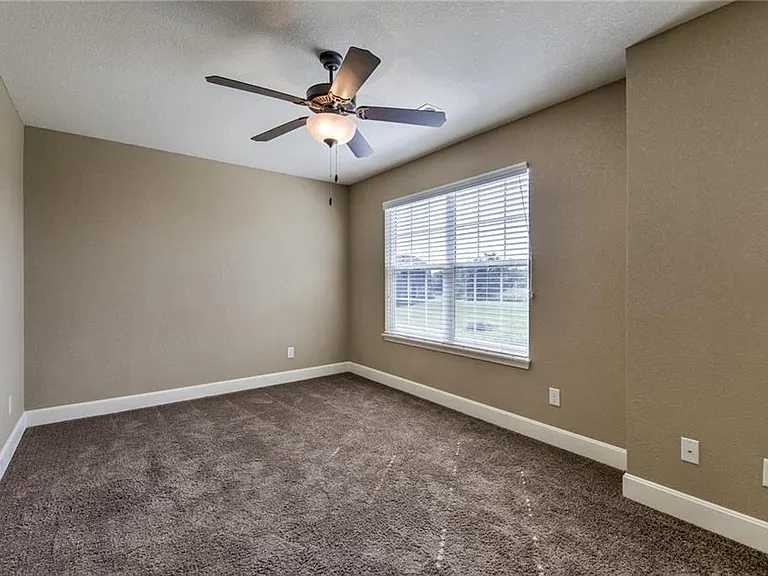 9415 N Lenox Ave — Photo 9