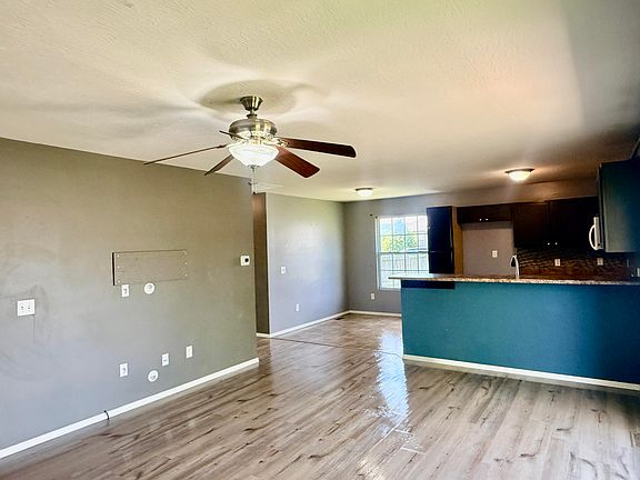 4th image of 2535 W Cedar Creek Drive