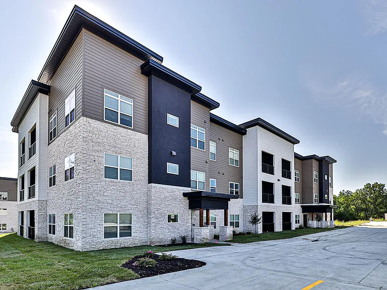 The Lofts at Bridgewood — Photo 9