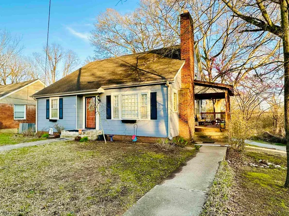 253 N 5th St, Selmer, TN 38375