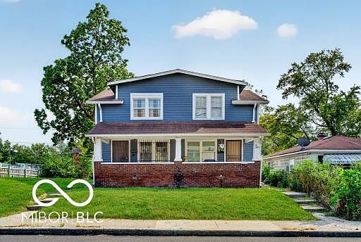 1st image of 1011 W 29th St