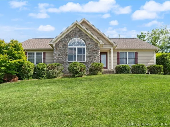 8276 Crimson Creek Court, Georgetown, IN 47122