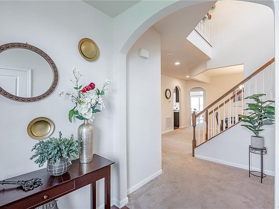 3rd image of 8861 Seaycroft Dr