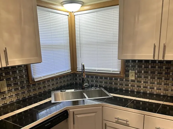 5754 North 93rd STREET, Milwaukee, WI 53225