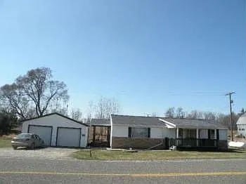3160 S Morrice Rd photo 1