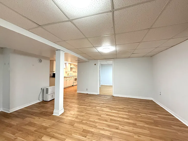 52 Bogart St — Photo 5