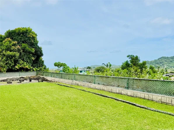 1164 Lunahaneli Pl, Kailua, HI 96734