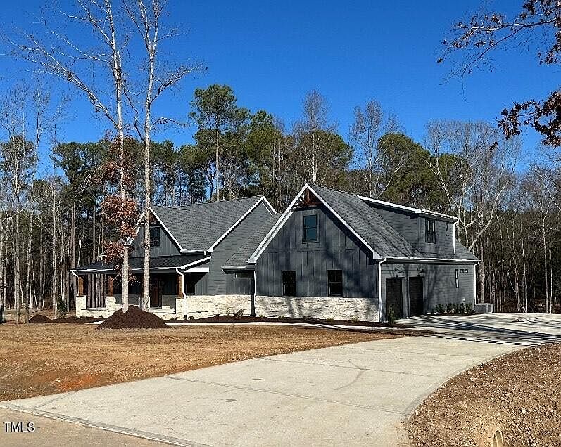 2nd image of 54 Timber Rail Ln