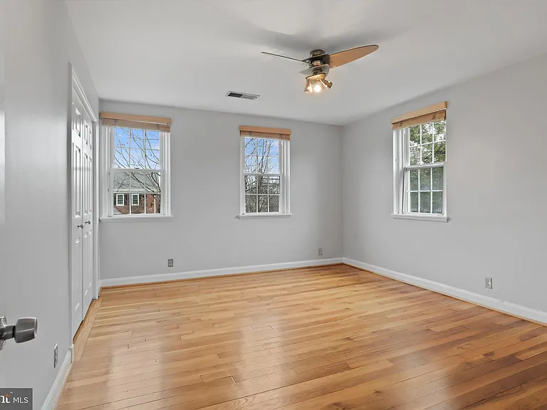 3263 S Stafford St — Photo 18