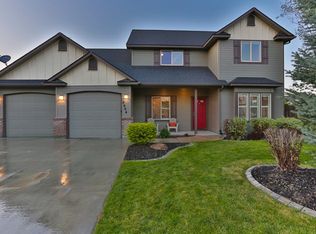 9994 W Dylan Ct, Star, ID 83669