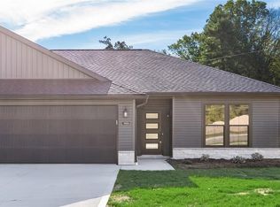 3452 Jamestown Dr, Zanesville, OH 43701