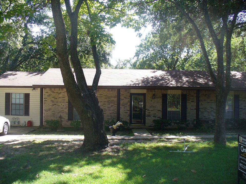 1st image of 306 Shady Shores Dr