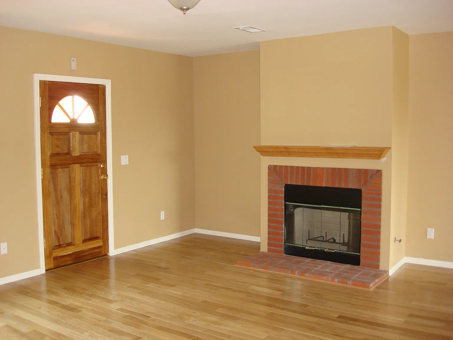 10720 Zelzah Ave — Photo 3