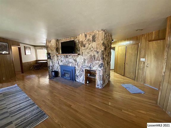 2nd image of 40 Harris Dr