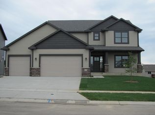 1968 Esther Ln, Rochester, MN 55902