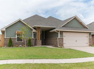 18509 Grove Pkwy, Edmond, OK 73012