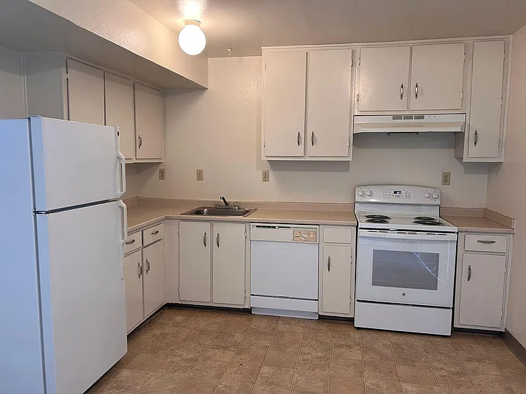 1814 V St #2 — Photo 17