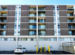 1043 S York Rd APT 409, Bensenville, IL 60106