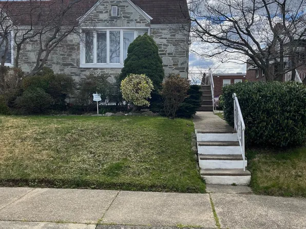 8813 Lister St, Philadelphia, PA 19152