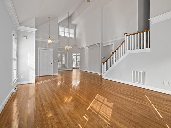 4th image of 807 Wismar Ct