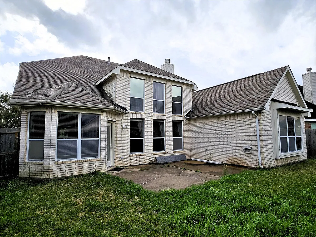 Building Photo - 4911 Russett Ln