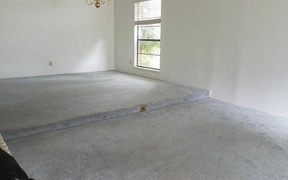 5th image of 5069 Thompson Dr