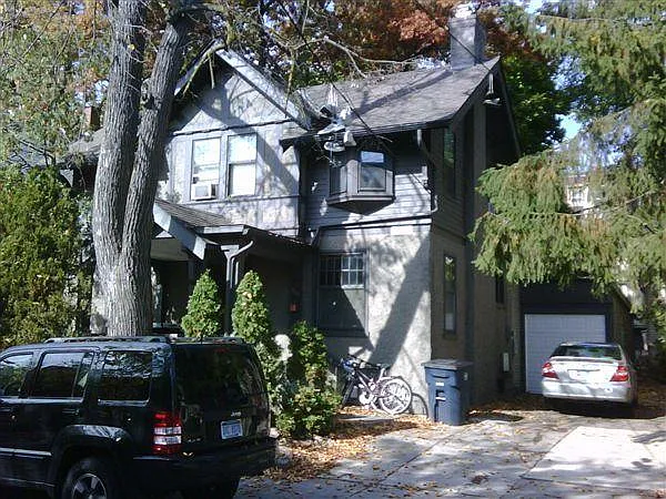 947 Greenwood Ave