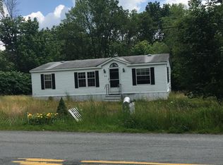 340 Clinton St, Vandling, PA 18421