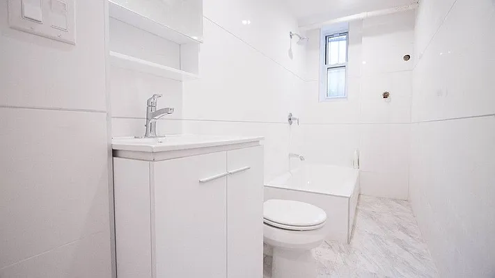 Rented by Nooklyn NYC LLC | media 24