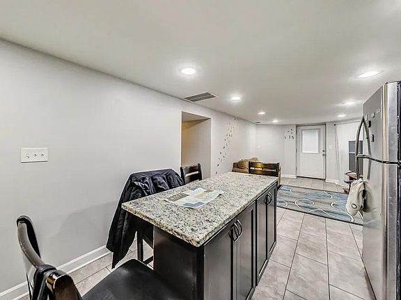 3rd image of 2968 N Lawndale Ave #G