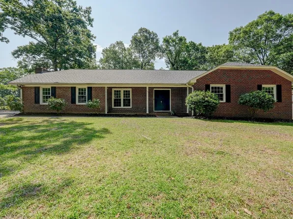 215 Brittany Rd, Gaffney, SC 29341