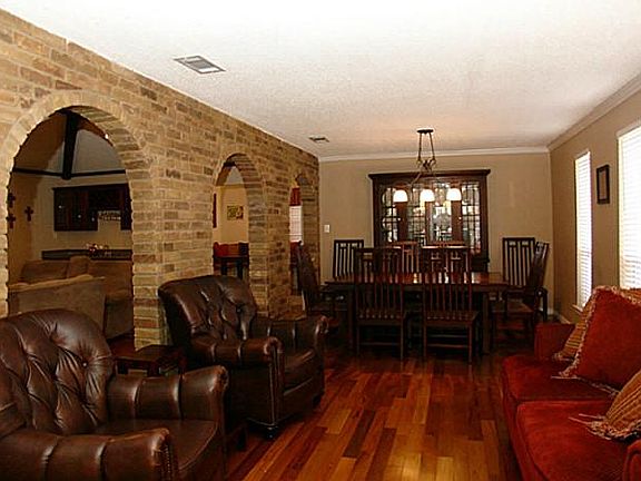 5th image of 3216 Bonniebrook Dr