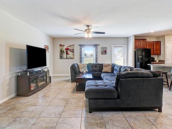 3rd image of 11135 Hudson Hills Ln