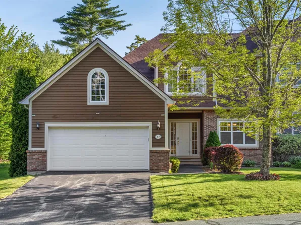 34 Greenside Ln, Halifax, NS B4B 2A1