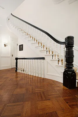 Rented by Sotheby's International Realty | media 21
