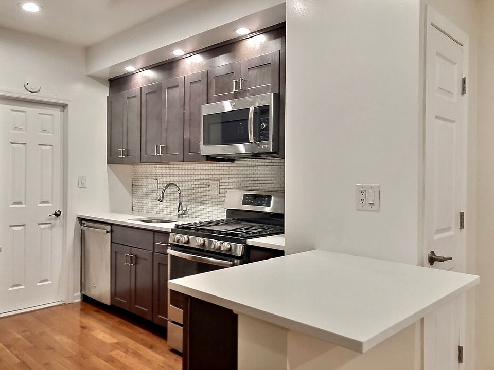 1st image of 339 E 12th St APT 1D
