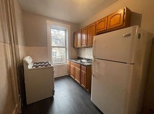 72-15 65th Pl #1L, Ridgewood, NY 11385