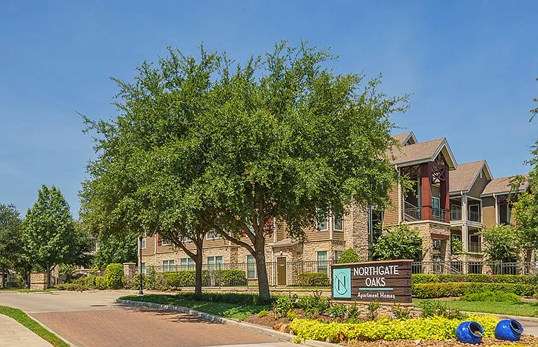 Northgate Oaks Apartments — Photo 66