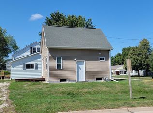 134 Cook St, West Union, IA 52175