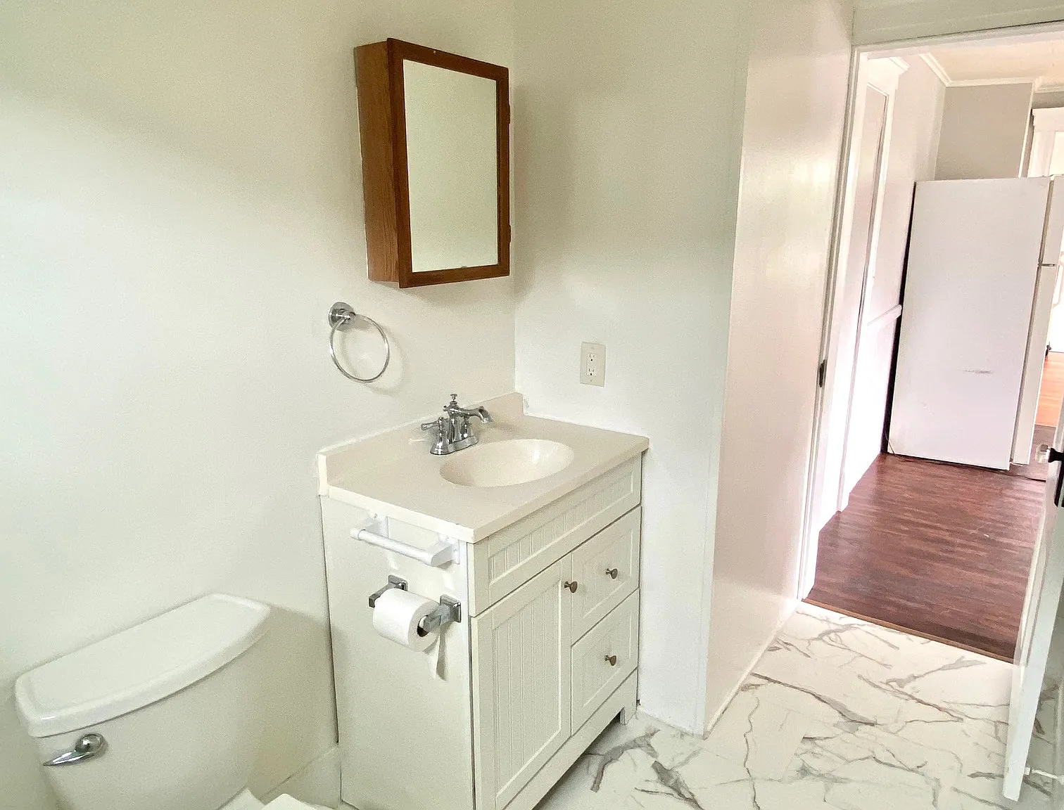 1 bed, $1,000 — Photo 2